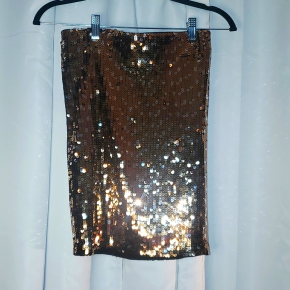 Dynamite Dresses & Skirts - Dynamite sequin skirt 😍